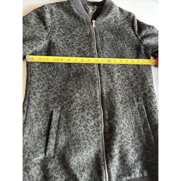 F&F Women’s Full Zip Jacket Black Gray Leopard Print Fleece Coat Size US 6 Lined - Picture 12 of 16